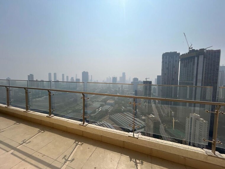 Balcony, indiabulls-sky-forest 3 Bedroom 2670 Sq.Ft. Apartment In Lower Parel Mumbai 10428683