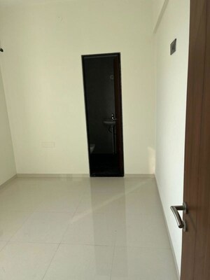Room in 1 BHK Apartment at Anant Ashirwad, Bhandup East – for Sale