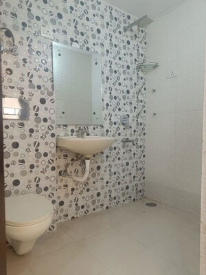 Bathroom in 3 BHK Builder Floor at Dayanand Colony – for Sale