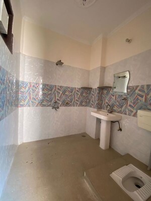 Bathroom in 4 BHK Villa at Sector 23 – for Rent