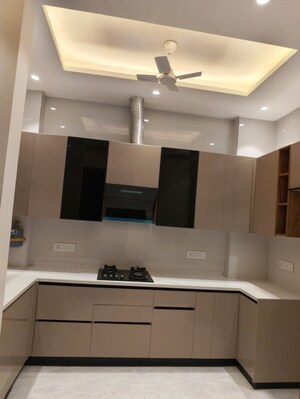 Kitchen in 2 BHK Builder Floor at Dayanand Colony – for Sale