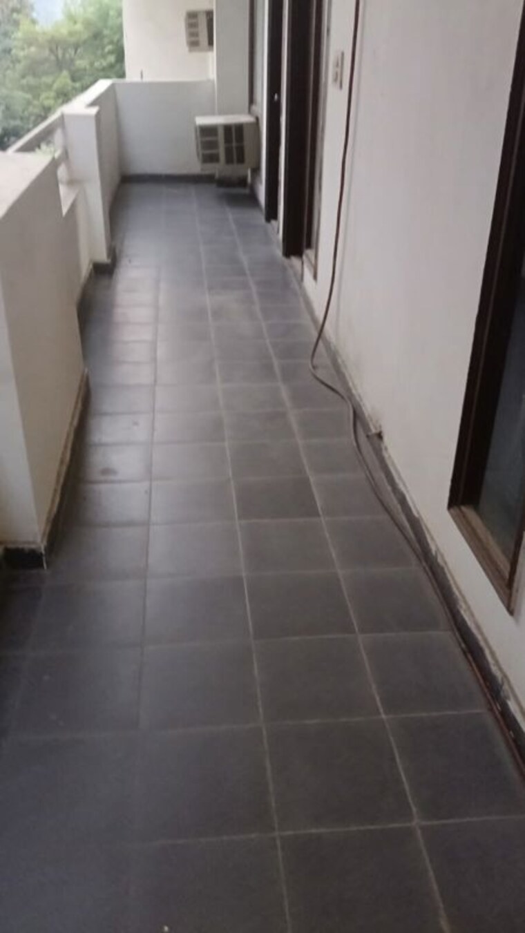 undefined, vipul-world-plots 3 Bedroom 240 Sq.Yd. Builder Floor In Sector 48 Gurgaon 10428685