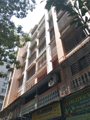 1 BHK Apartment For Rent in Eugene Apartment, Borivali West