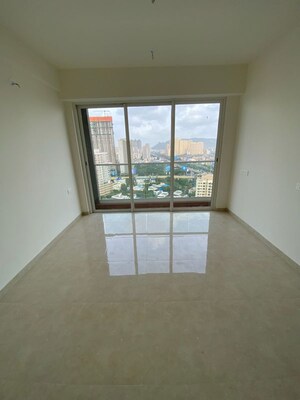 Room in 3 BHK Apartment at Indiabulls One Indiabulls, Pokhran Road No Two – for Rent