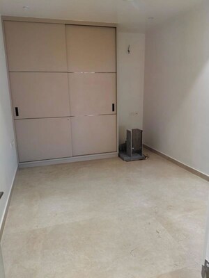 Room in 3 BHK Apartment at Indiabulls Sky Forest, Lower Parel – for Sale
