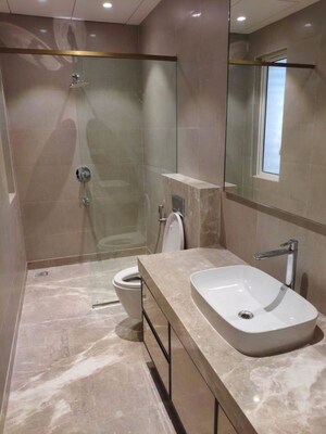 Bathroom in 3 BHK Apartment at Indiabulls Sky Forest, Lower Parel – for Sale