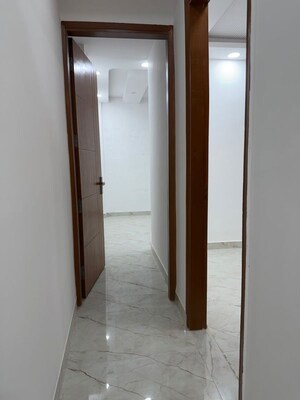 Building Lobby in 3 BHK Builder Floor at Govindpuri – for Sale
