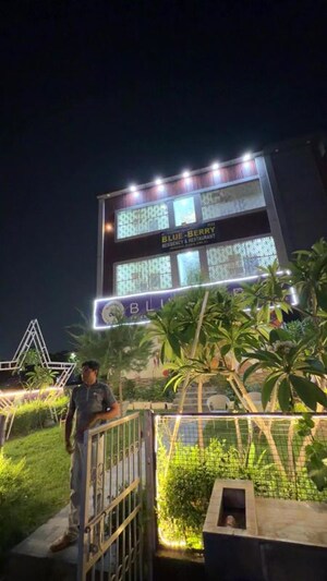  Shop For Rent in Knowledge Park 3 Greater Noida