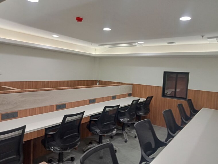Team Area, cbd belapur sector 15 Commercial Office Space 2560 Sq.Ft. In Cbd Belapur Sector 15 Navi Mumbai 10428788