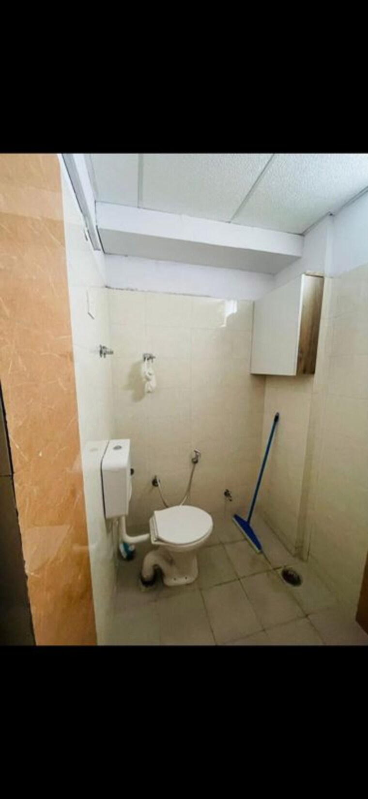 Bathroom, shri-ram-heights 2 Bedroom 1095 Sq.Ft. Apartment In Raj Nagar Extension Ghaziabad 10428853