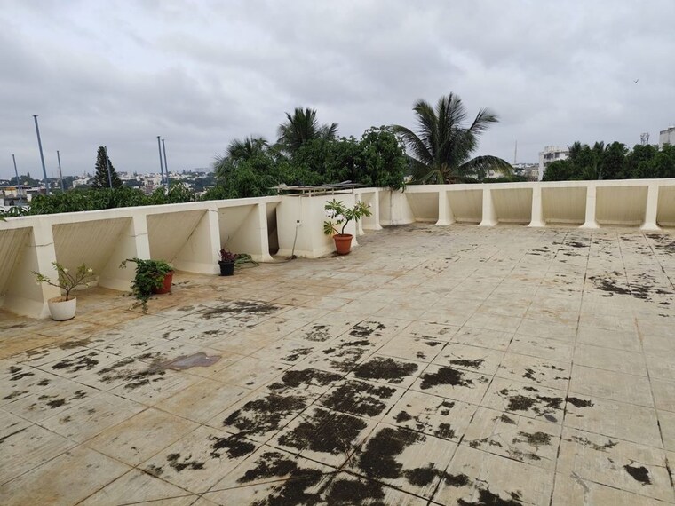  Parking, richards town 3 Bedroom 2200 Sq.Ft. Apartment In Richards Town Bangalore 10428866