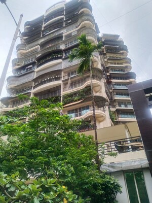 Staircase in 3 BHK Apartment at Siddhi Siddhi Grandeur, Kharghar – for Sale