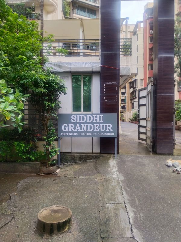 3 BHK + Extra Room 2800 Sq.Ft. Apartment in Siddhi Siddhi Grandeur