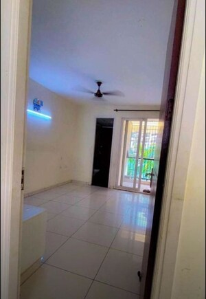 Room in 2 BHK Apartment at Highland Park Chandigarh, Bhabat – for Rent