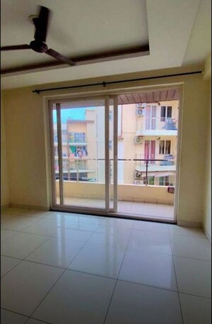 Room in 2 BHK Apartment at Highland Park Chandigarh, Bhabat – for Rent