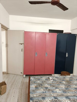 Team Area in 1 BHK Apartment at Seawoods – for Sale
