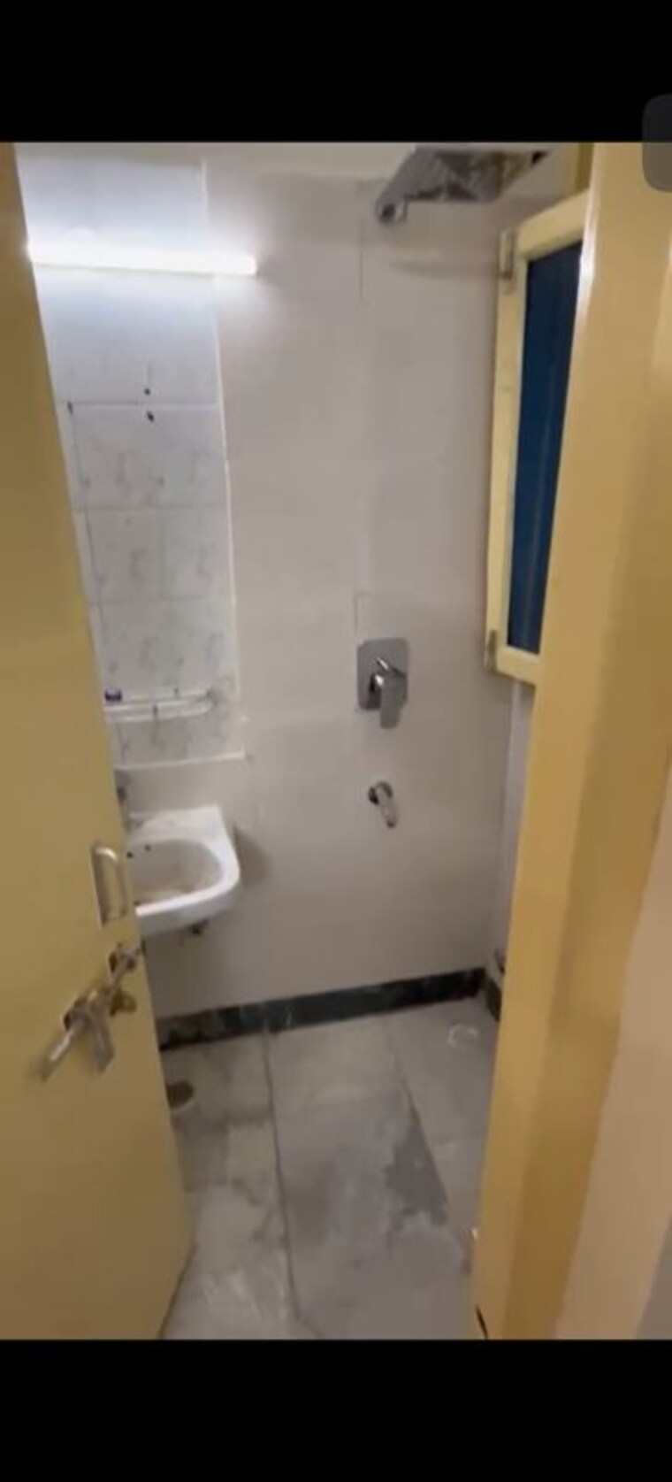 Bathroom, jalvayu-towers 3.5 Bedroom 1650 Sq.Ft. Apartment In Sector 56 Gurgaon 10413633