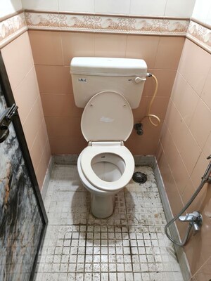 Bathroom in 1 BHK Apartment at Nerul Sector 25 – for Rent