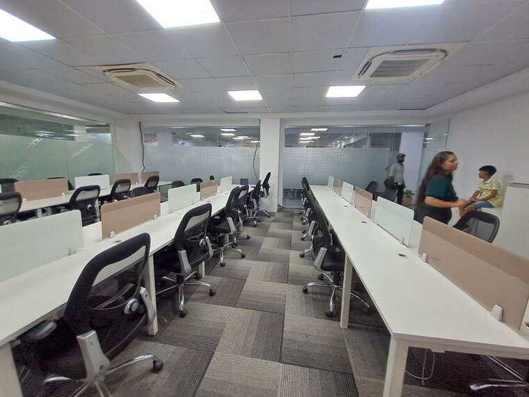 Team Area, arv-park Commercial Office Space in IT/SEZ 2000 Sq.Ft. In Sector 63 Noida 10428930