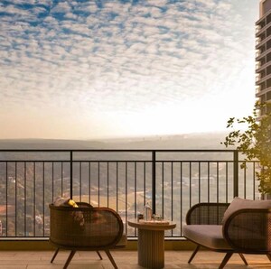 Living Room in 3 BHK Apartment at Sobha Crescent, Sector 63a – for Sale