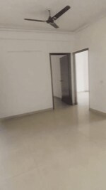2 BHK 900 Sq.Ft. Apartment in Mahagun Mahagunpuram II