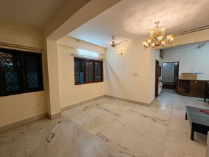 Room in 1 BHK Apartment at Cooke Town – for Rent
