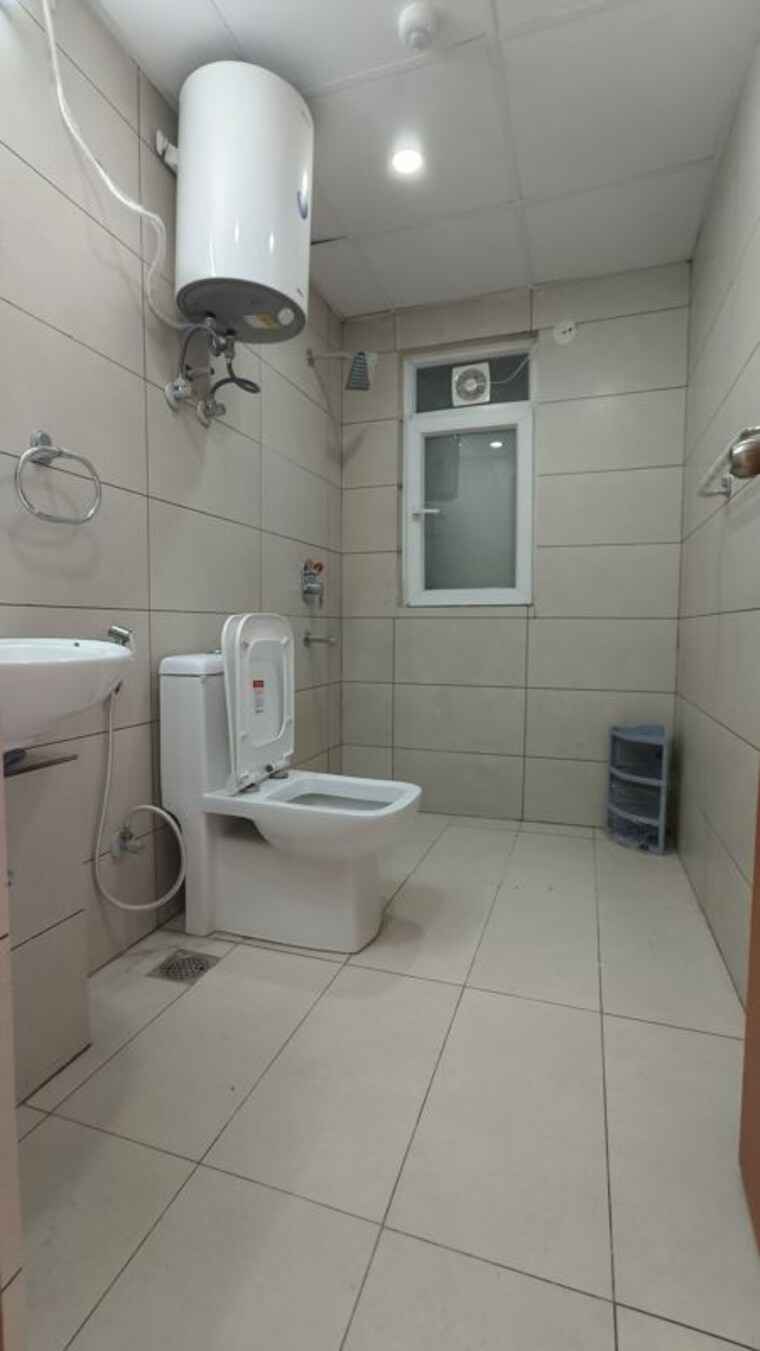 Bathroom, embassy-oxygen 6 Bedroom 350 Sq.Mt. Independent House In Sector 144 Noida 10429051