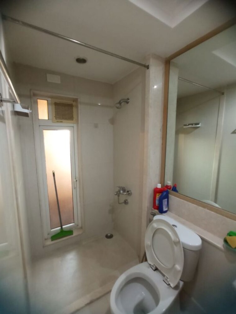 Bathroom, hiranandani-maitri-park 2 Bedroom 750 Sq.Ft. Apartment In Chembur Mumbai 10429093