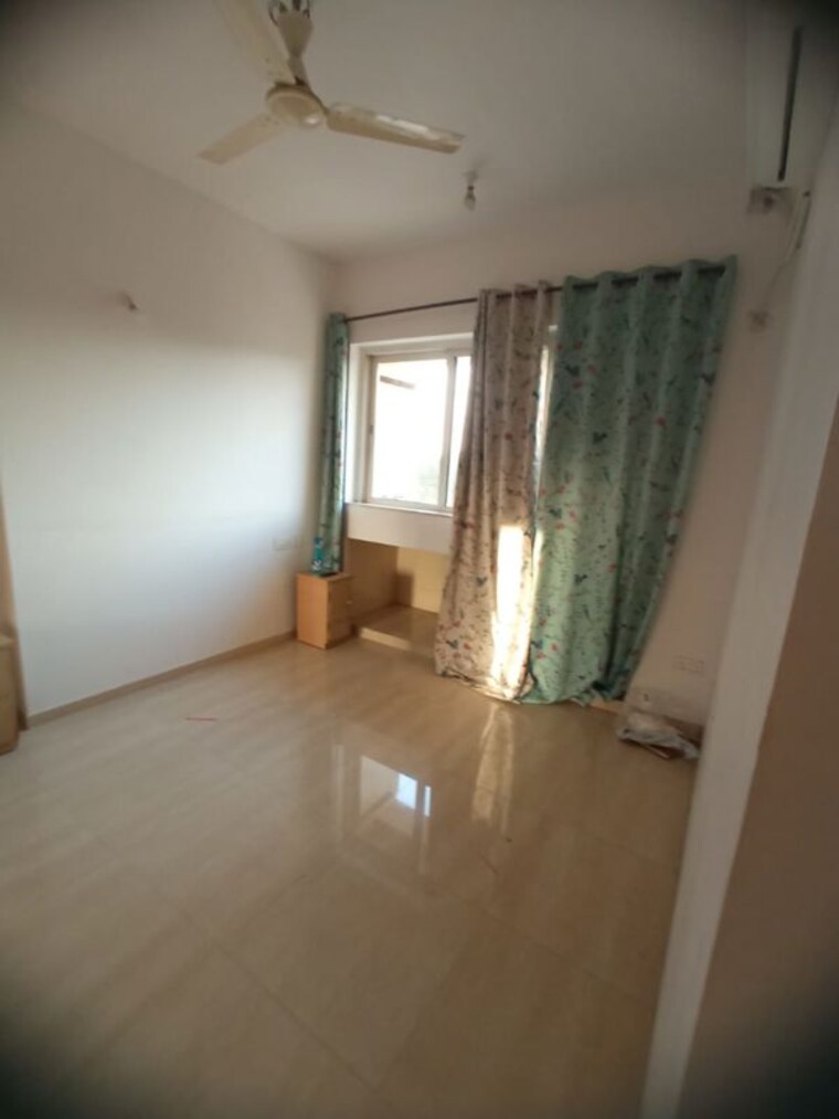 Bedroom, hiranandani-maitri-park 2 Bedroom 750 Sq.Ft. Apartment In Chembur Mumbai 10429093