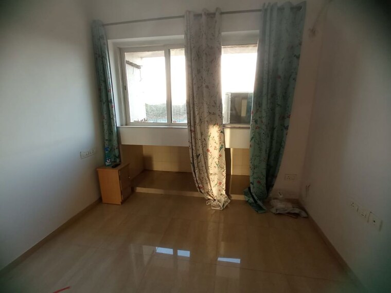 Bedroom, hiranandani-maitri-park 2 Bedroom 750 Sq.Ft. Apartment In Chembur Mumbai 10429093