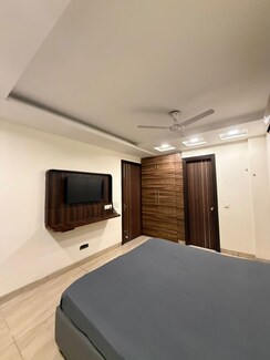 4 BHK + Pooja Room Builder Floor For Sale in Indraprastha Colony