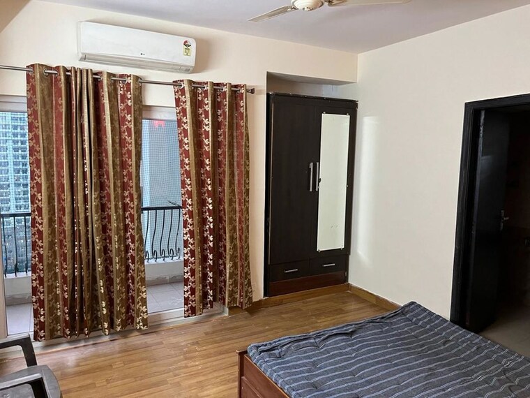 Bedroom, amrapali-silicon-city 3 Bedroom 1420 Sq.Ft. Apartment In Sector 76 Noida 10429176