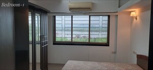 Room in 2 BHK Apartment at Cbd Belapur Sector 15 – for Rent