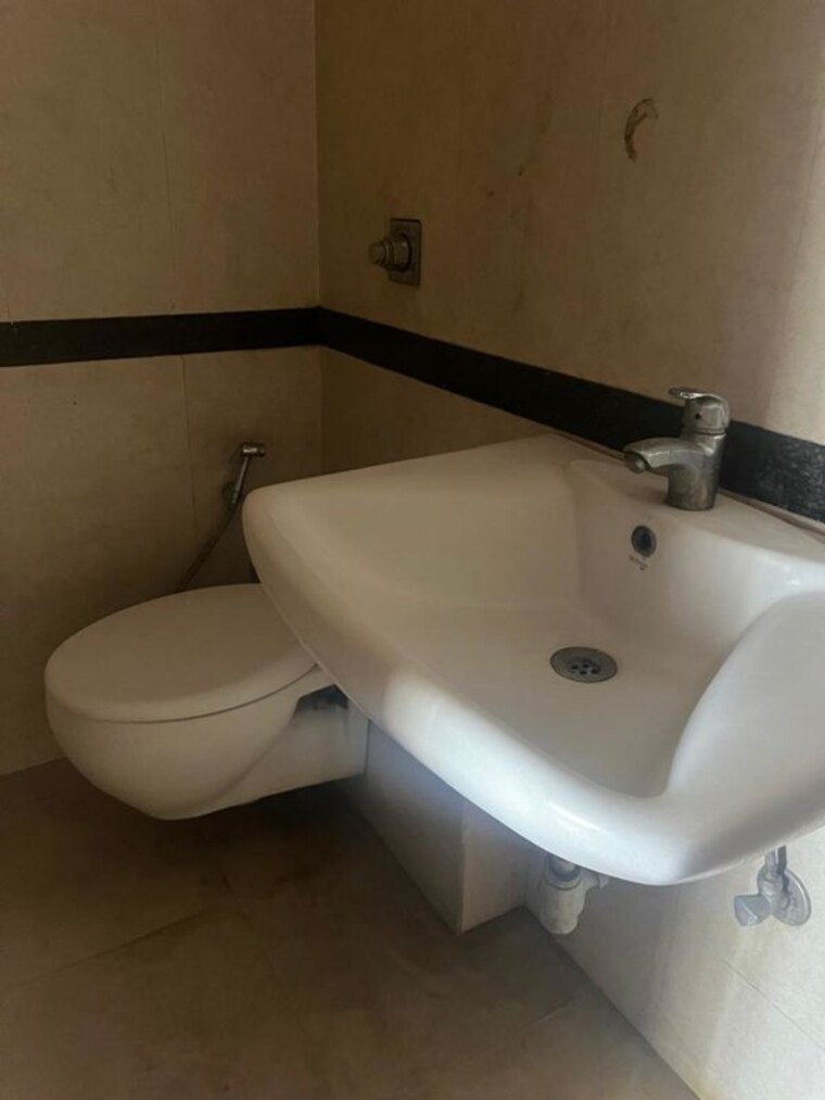 Bathroom, iris-apartment-baner 3 Bedroom 1500 Sq.Ft. Apartment In Baner Pune 10429248