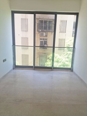 Room in 2 BHK Apartment at Radius Residency and Anand Bhuvan, Santacruz West – for Sale