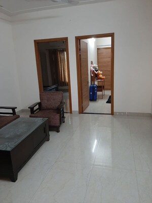 Room in 2 BHK Builder Floor at Aerocity – for Rent