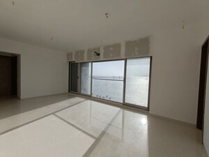 Room in 3 BHK Apartment at Joshi Vadi – for Rent