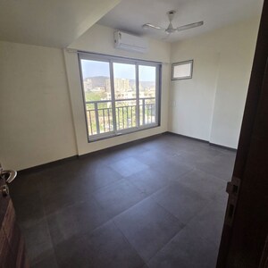 Bedroom in 2.5 BHK Apartment at Aayush Aura, Chembur – for Rent