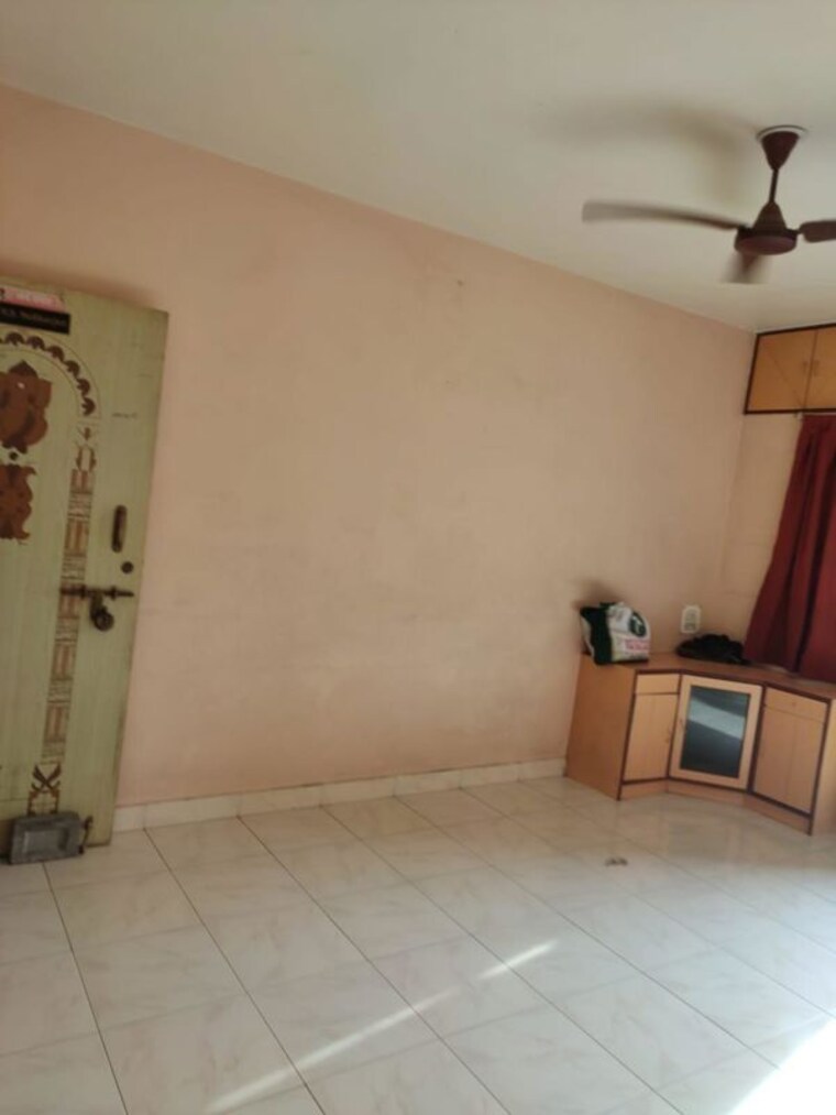 Living Room, anand-apartment-bhusari-colony 1 Bedroom 534 Sq.Ft. Apartment In Kothrud Pune 10429267
