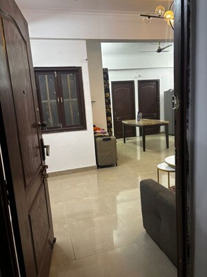 Kitchen in 3 BHK Apartment at Gomti Nagar – for Rent