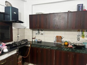 Kitchen in 3 BHK Apartment at Gomti Nagar – for Rent