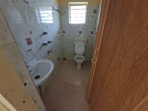 Bathroom in 3 BHK Apartment at Tollygunge – for Sale