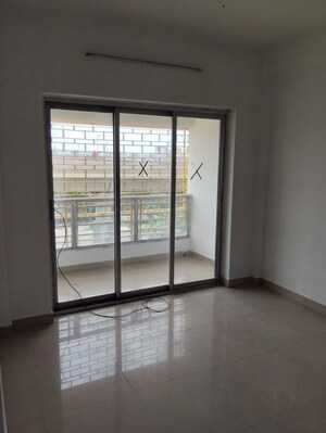 Room in 3 BHK Apartment at Kalikapur – for Sale