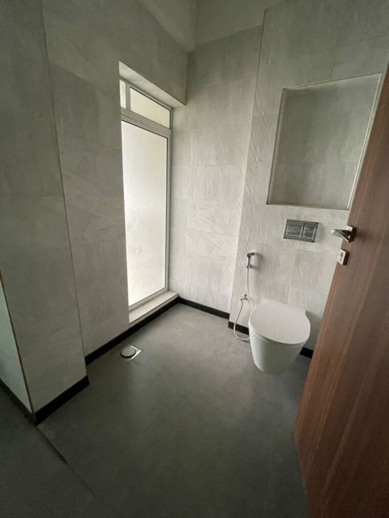 Bathroom, tridhaatu-aum 2 Bedroom 866 Sq.Ft. Apartment In Chembur Mumbai 10429296