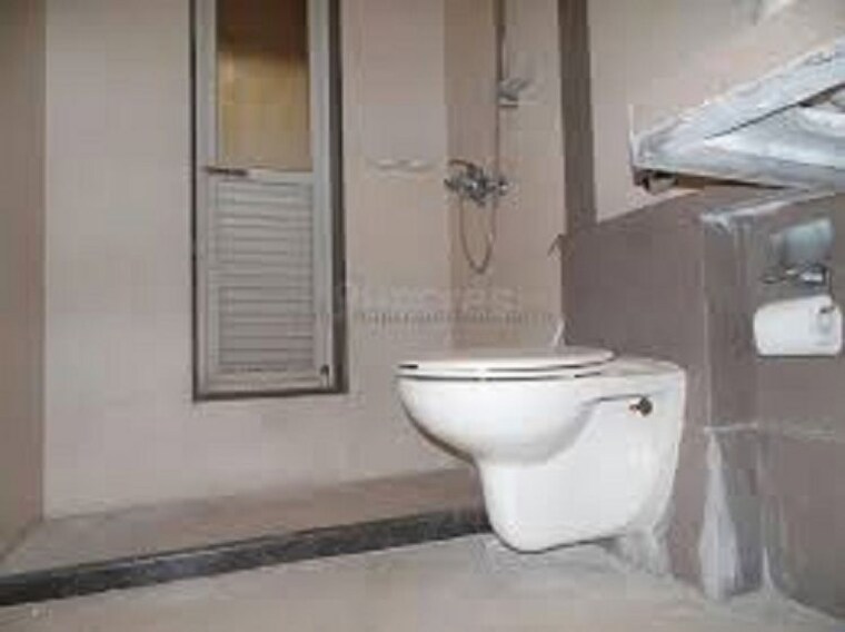 Bathroom, majestic-kedarnath-apartments 2 Bedroom 667 Sq.Ft. Apartment In Chembur Mumbai 10429223