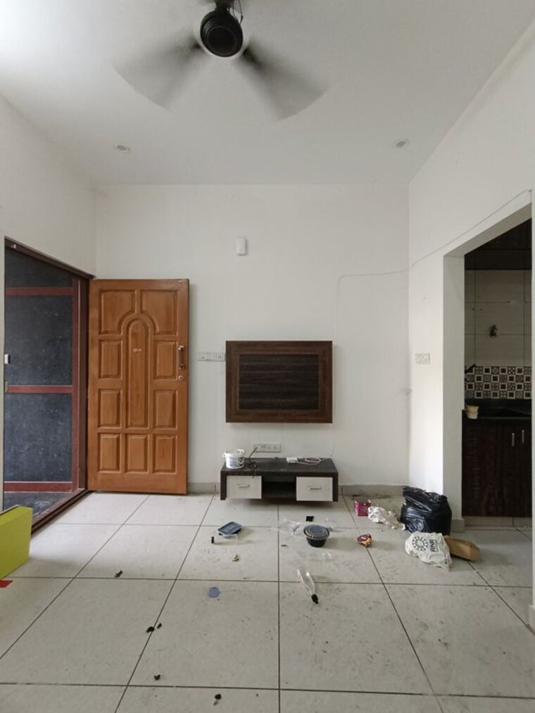 Hall, harlur 1 Bedroom 500 Sq.Ft. Builder Floor In Harlur Bangalore 10429352