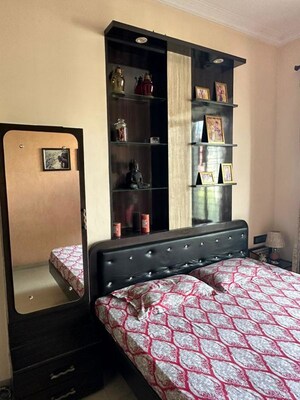 Bedroom in 3 BHK Apartment at Kukreja Hari Kunj II, Chembur – for Rent