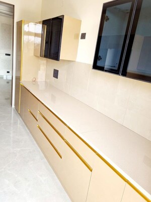 Balcony in 2.5 BHK Apartment at Smart World Gems, Sector 89 – for Rent
