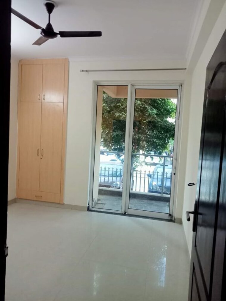 Room, smart-world-gems 2.5 Bedroom 1196 Sq.Ft. Apartment In Sector 89 Gurgaon 10429394