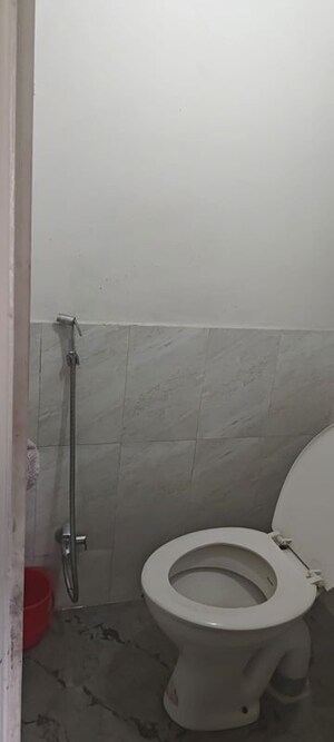 Bathroom in 1 BHK Builder Floor at Ashiyana Apartment, Shivajinagar – for Rent